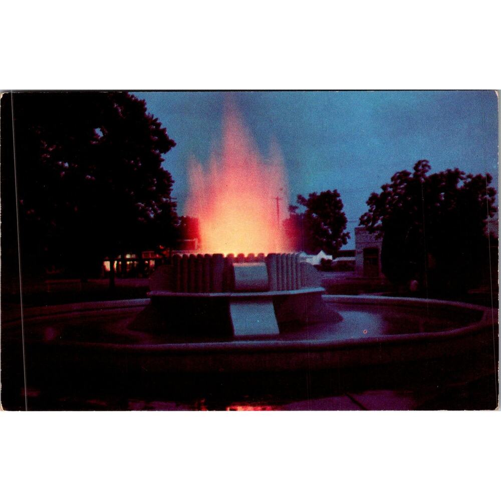 Fountain At Night Sequin in Texas Vintage Postcard SP17-25